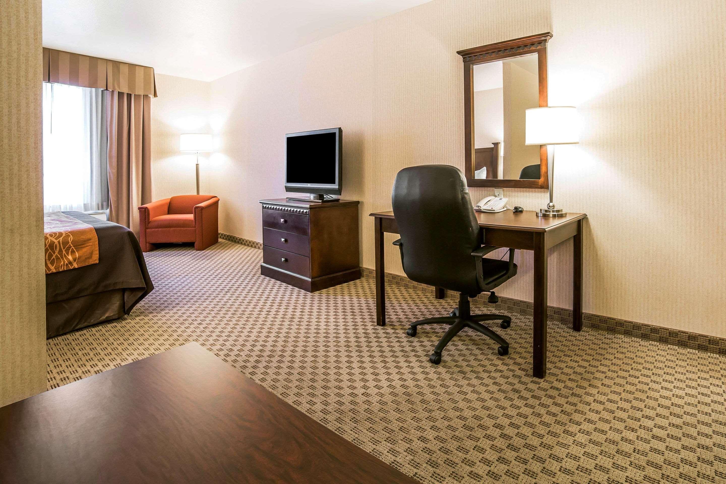 Comfort Inn & Suites Henderson - Las Vegas Extérieur photo